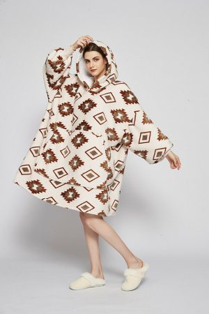 Hoodie Oversized Hugger - Aztec Pattern